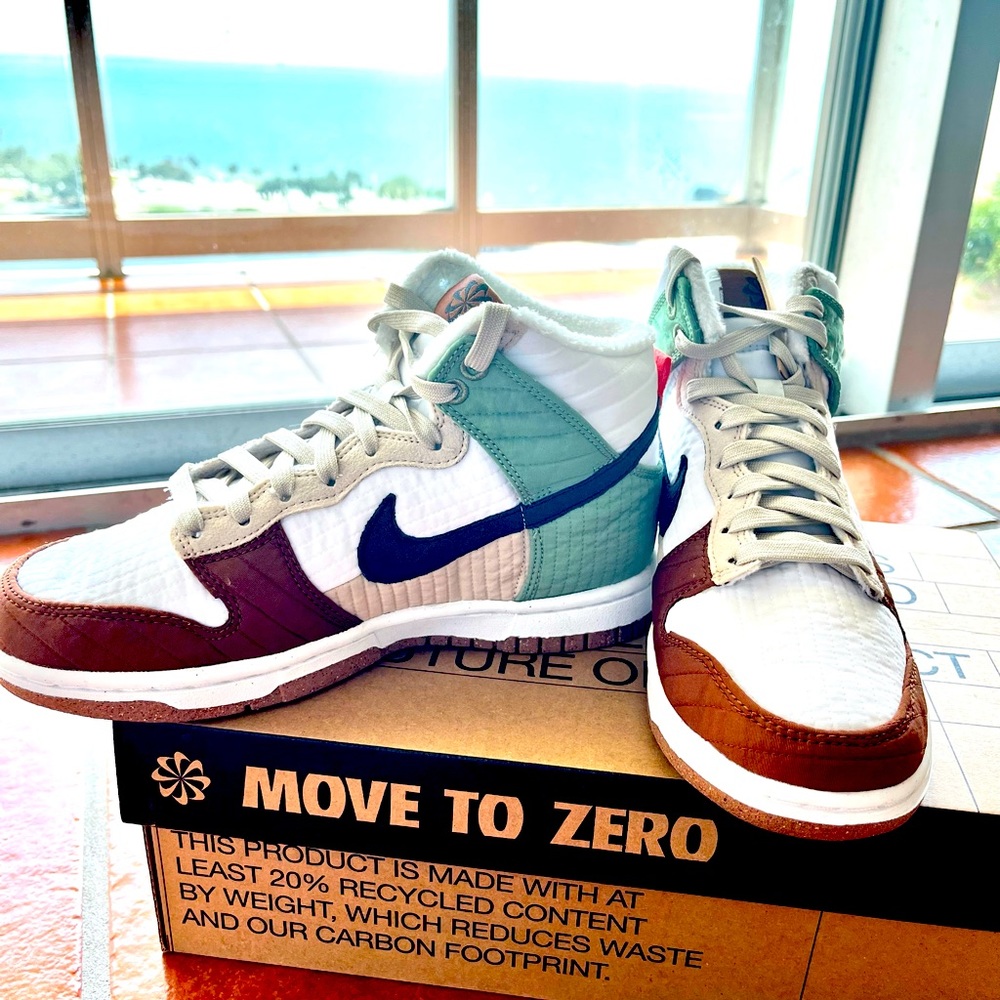 Nike Dunk High LX sneakers “Toasty”